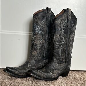 Authentic Cowgirl Cowboy Boots